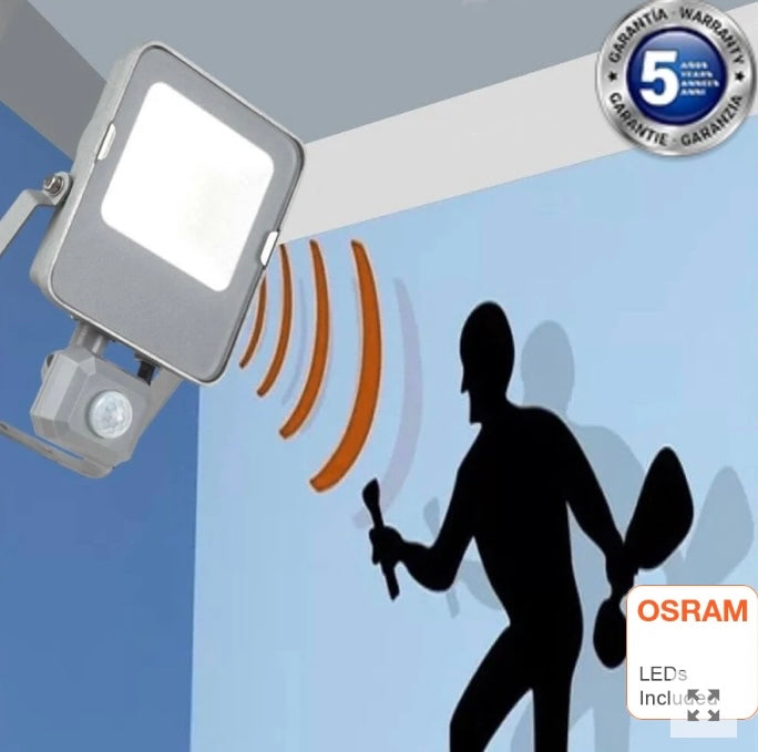 Proyector exterior Osram con detector