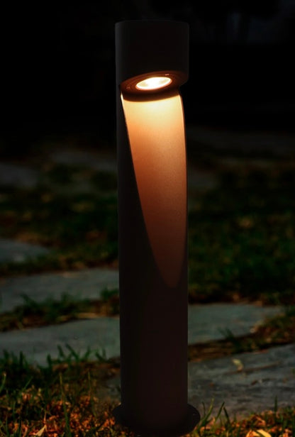 Baliza exterior modern en corten o negro