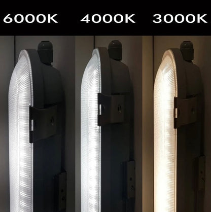 Pantalla estanca Philips con selección de potencia (30W / 40W / 45W / 55W) y temperatura de color 3CCT (3000K / 4000K / 6000K). Equipada con driver Philips Xitanium