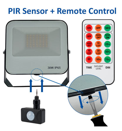 Foco Proyector LED  de 120Lm/W. Equipado con un Sensor de Movimiento PIR desmontable mediante conector Jack y control remoto para máxima comodidad. Su encendido automático al detectar movimiento lo hace ideal para mayor seguridad 