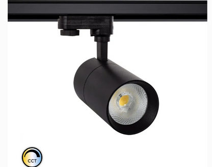 Foco LED 30W Regulable No Flicker  CCT Seleccionable  para Carril Trifásico. CCT se define en grados Kelvin, según la percepción de color de un LED blanco al ojo humano, podemos diferenciarlos en 3 tipos de color; una luz cálida, una luz neutra y una luz fría, de 2700-3500K, 4000-4500K y 5000-6500K respectivamente