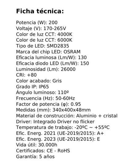 El Foco Proyector led PRO de 200W, con 26.000 lúmenes es una solución potente y eficiente para la iluminación de exteriores. Con una carcasa gris de aluminio y un difusor de vidrio glaseado para evitar deslumbramientos, este proyector proporciona una iluminación de alta calidad con un ángulo luminoso de 110º.
Incluye un chip LED OSRAM SMD 2835 de alto brillo y rendimiento de 130Lm/W, lo que garantiza una excelente eficiencia lumínica. Su diseño compacto con dimensiones de 314x390x50mm 