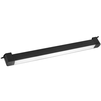 Foco LED para Carril monofasico de 24W con acabado en Negro y Aluminio. Chip de altas prestaciones Sanan. Instalaciones para carriles Monofásicos. El Foco de Carril Lineal posee un ángulo de apertura de 120º y 2000 Lúmenes.
Permite la orientación con ángulo de 80º  que lo hace perfecto para la iluminación en Tiendas, Comercios, Exposiciones …

