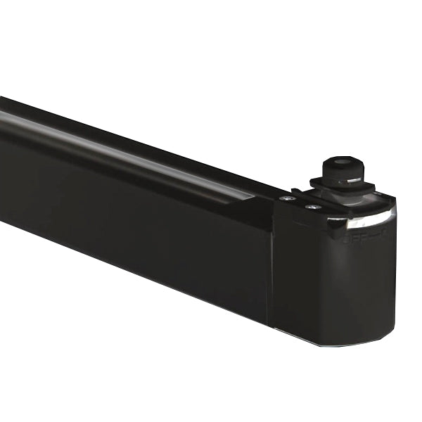 Foco LED para Carril monofasico de 24W con acabado en Negro y Aluminio. Chip de altas prestaciones Sanan. Instalaciones para carriles Monofásicos. El Foco de Carril Lineal posee un ángulo de apertura de 120º y 2000 Lúmenes.
Permite la orientación con ángulo de 80º  que lo hace perfecto para la iluminación en Tiendas, Comercios, Exposiciones …